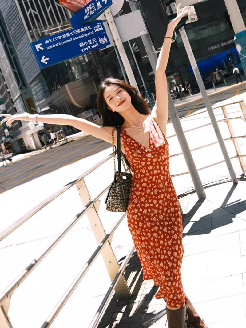 Midi-jurk met gerimpelde buste - Midi Skirt Floral recensie en prijs